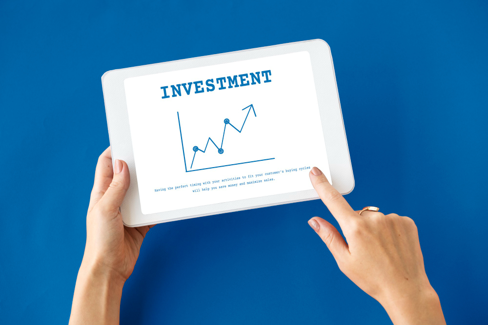 breaks-down-return-on-invested-capital-roic-showing-how-profit-and-capital-efficiency-determine-business-value-and-financial-performance_.jpg