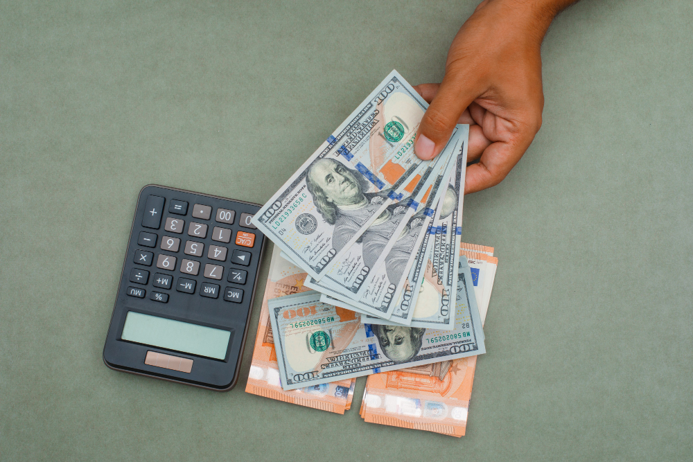 illustrates-different-indirect-cost-structures-for-government-contractors-showing-how-costs-are-allocated-across-contracts-to-improve-recovery-pricing-and-compliance.webp