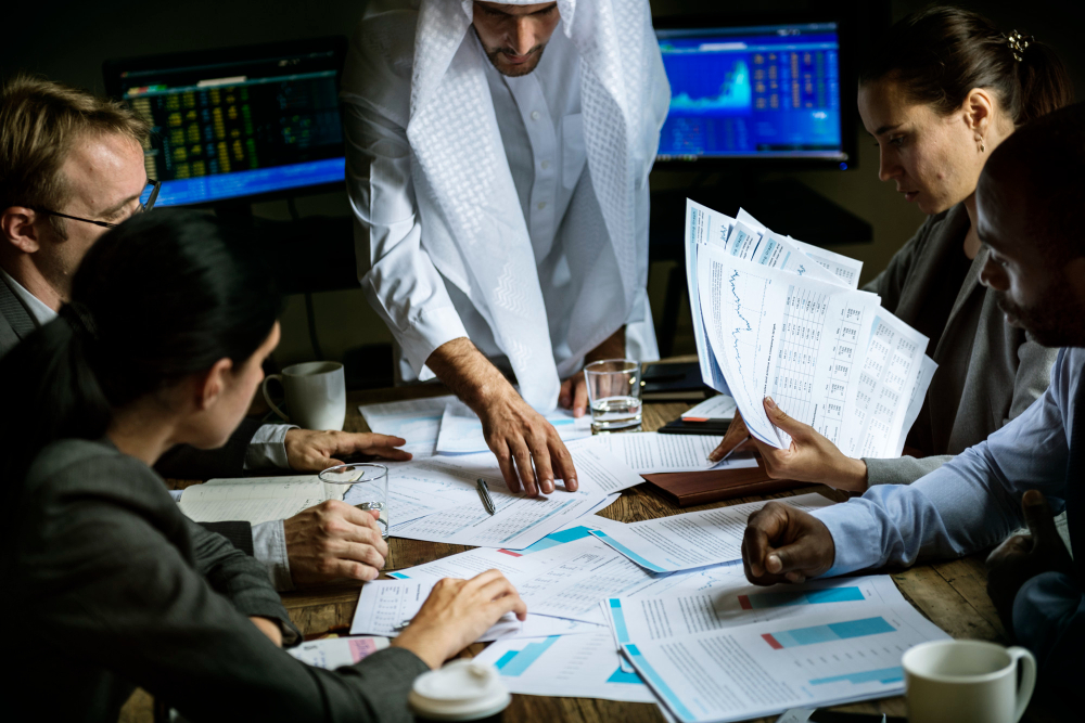 lists-uae-tax-changes-explains-corporate-tax-free-zone-rules-and-compliance-points.webp