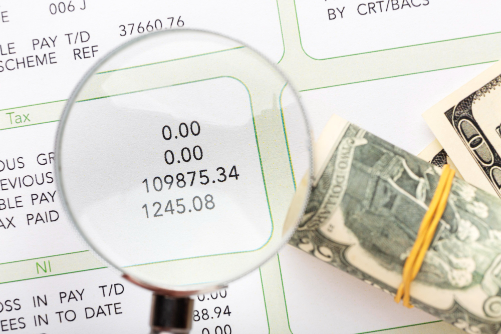 tracking-cash-inflows-and-outflows-accurately-to-maintain-financial-control.jpg